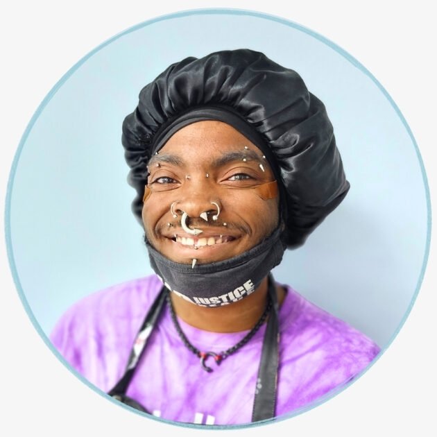 Dontai, Dog Bather at Hippie Hounds Grooming & Self-Wash in Lynnwood, WA